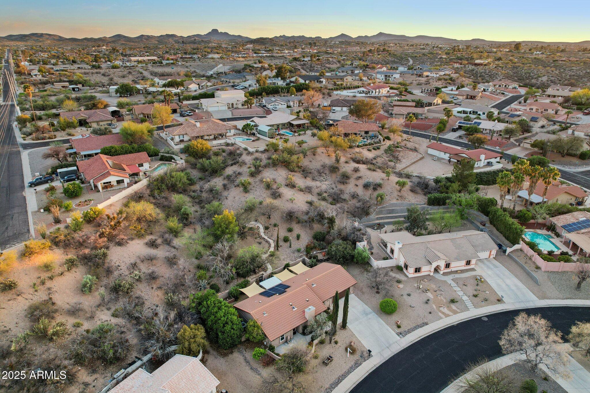 855 W SANTA FE Drive