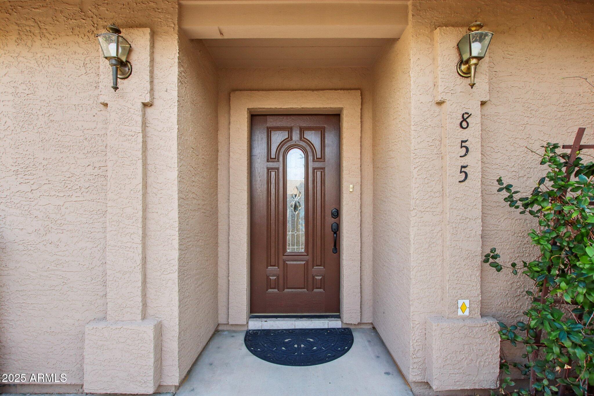 855 W SANTA FE Drive