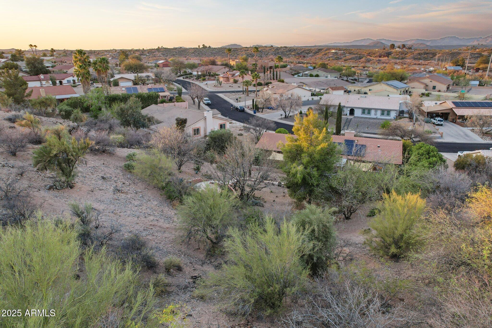 855 W SANTA FE Drive