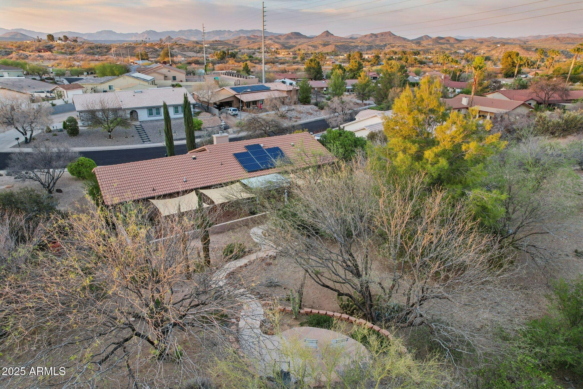 855 W SANTA FE Drive