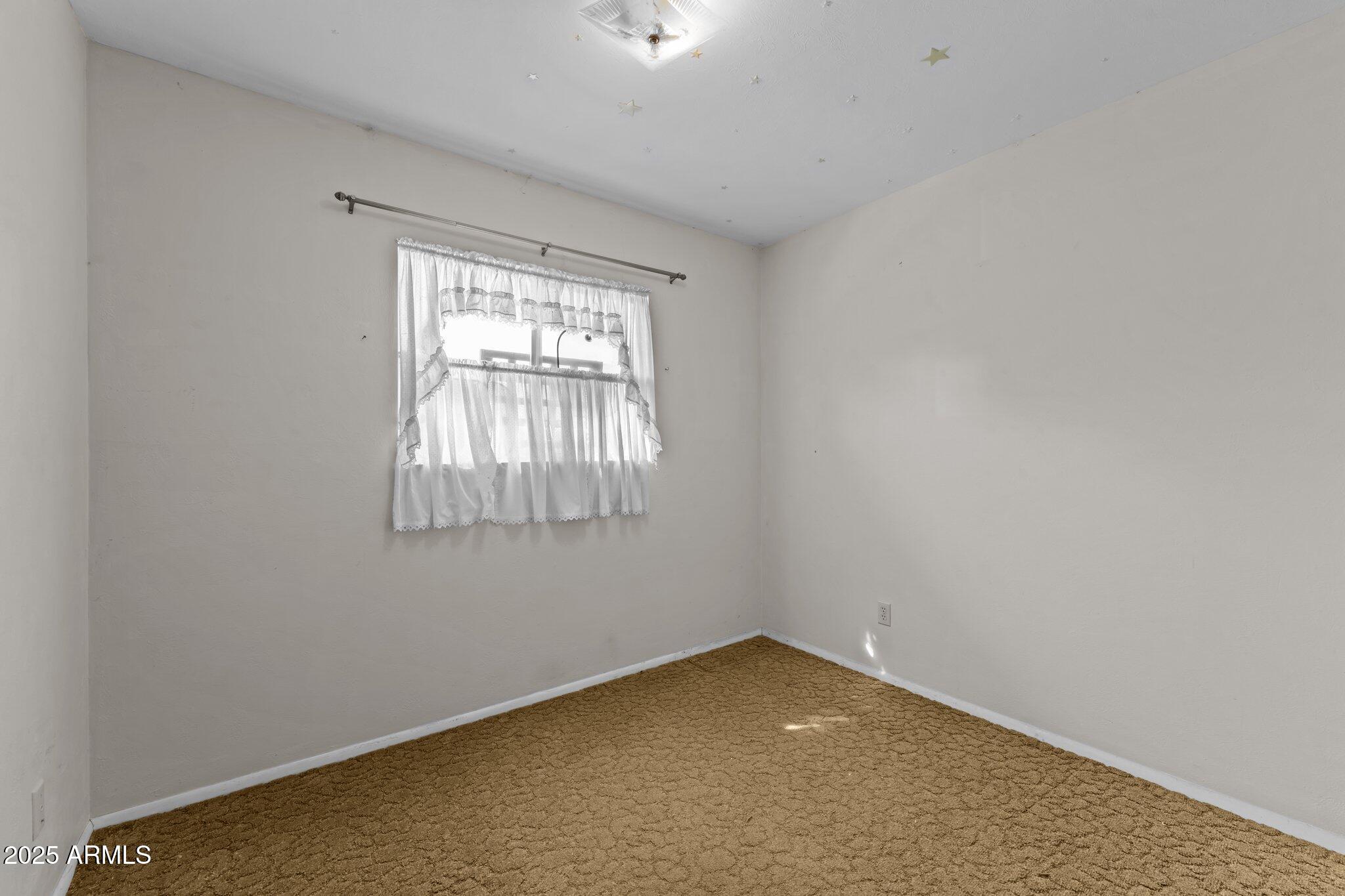 1455 W KENRICK Drive