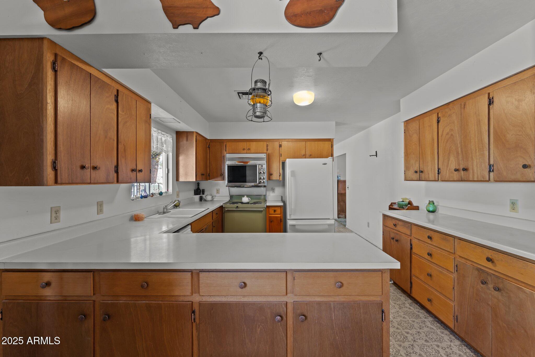 1455 W KENRICK Drive