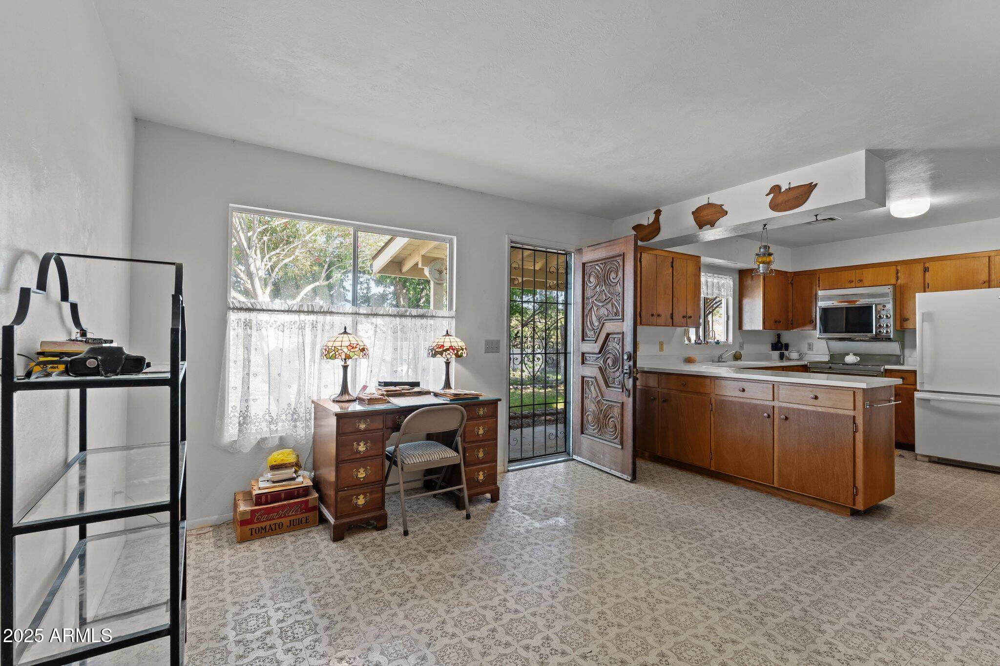 1455 W KENRICK Drive