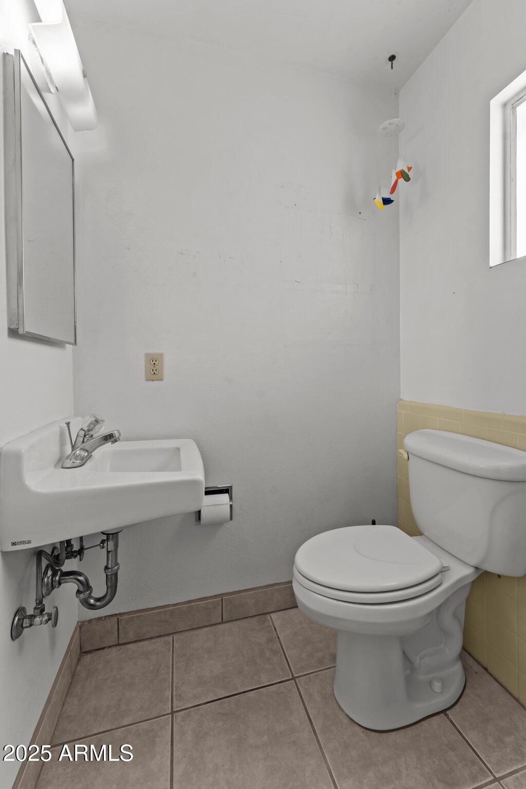 1455 W KENRICK Drive