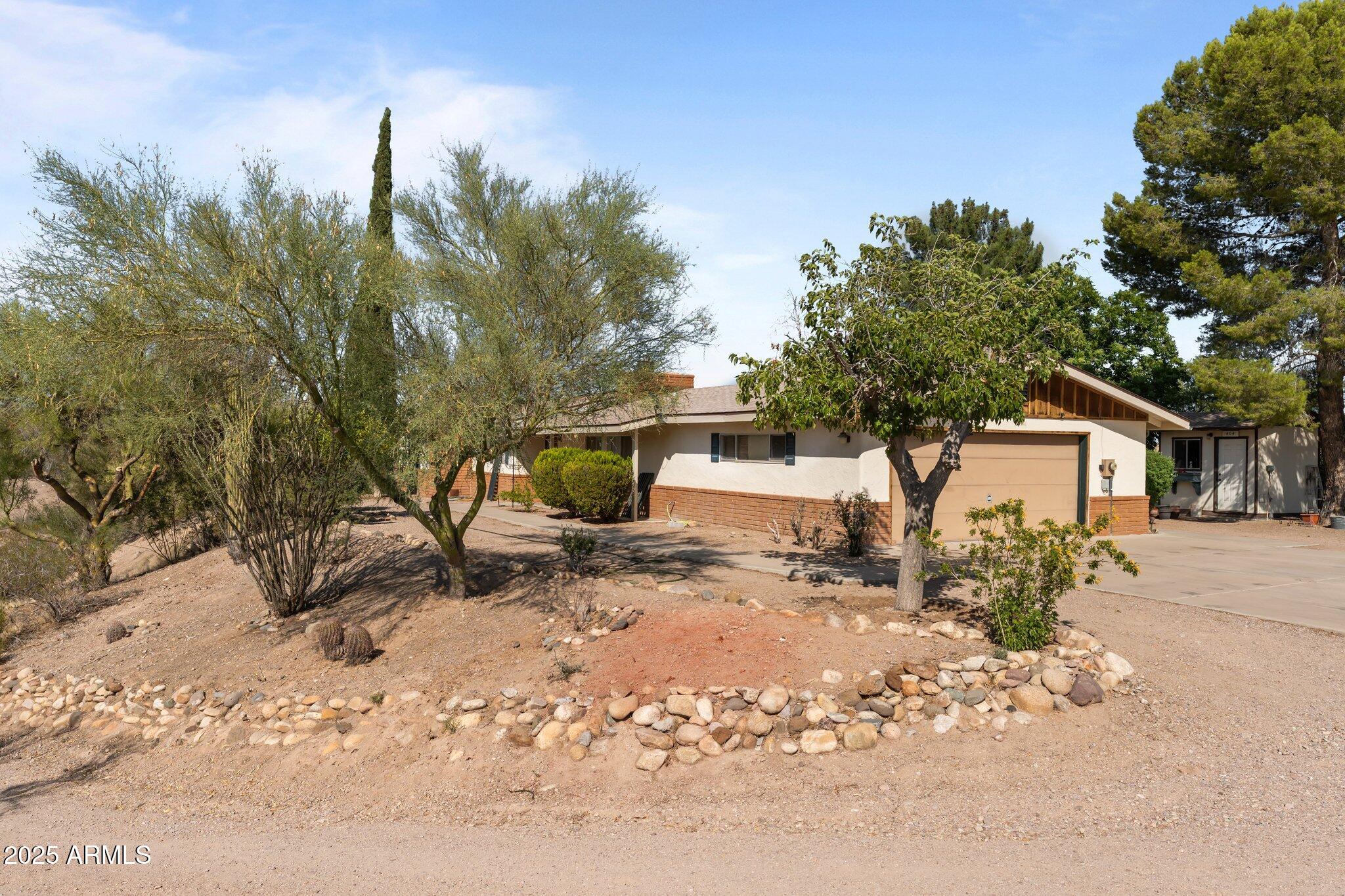 1455 W KENRICK Drive
