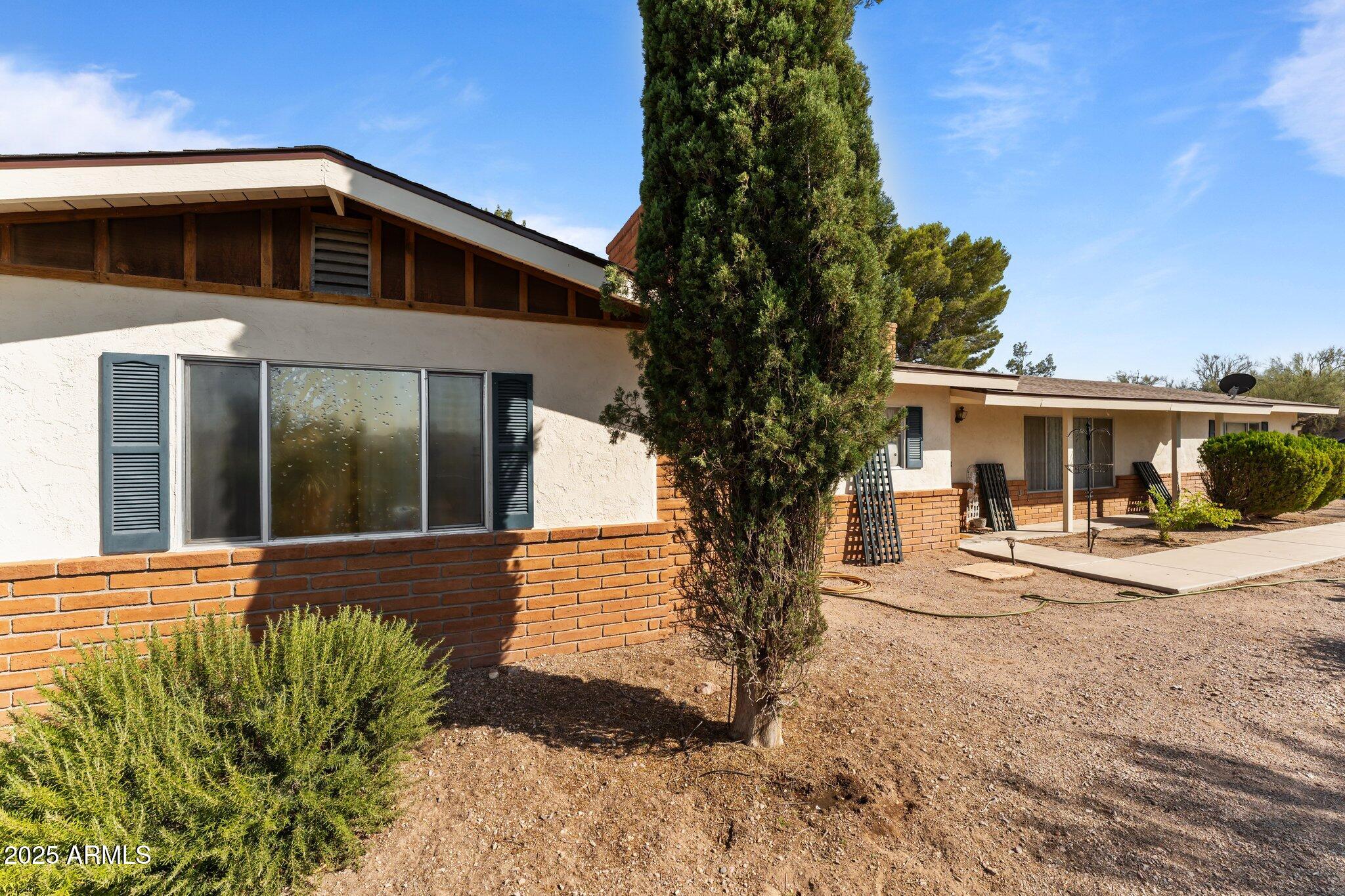 1455 W KENRICK Drive