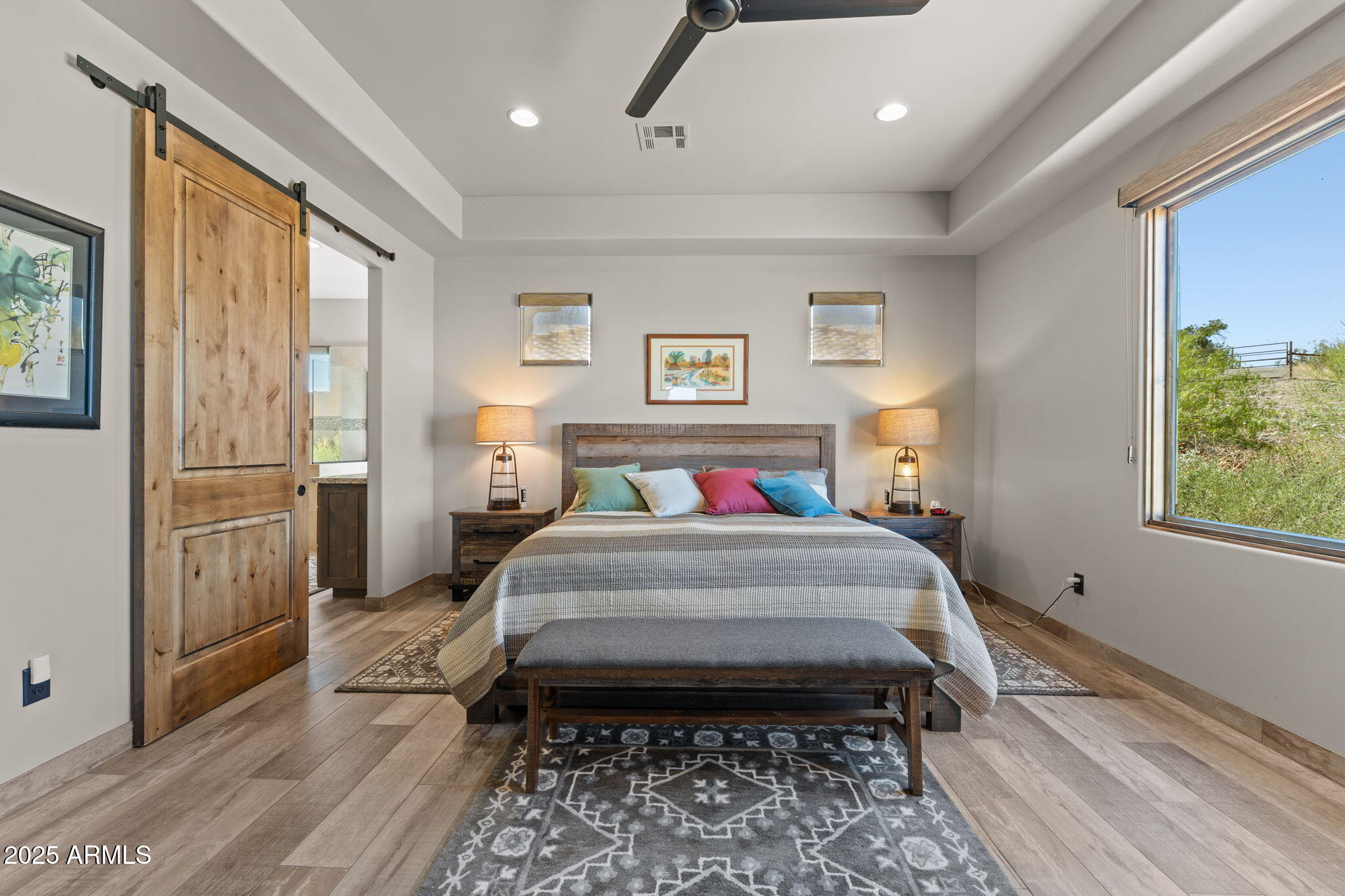 85 E MOSEY Way