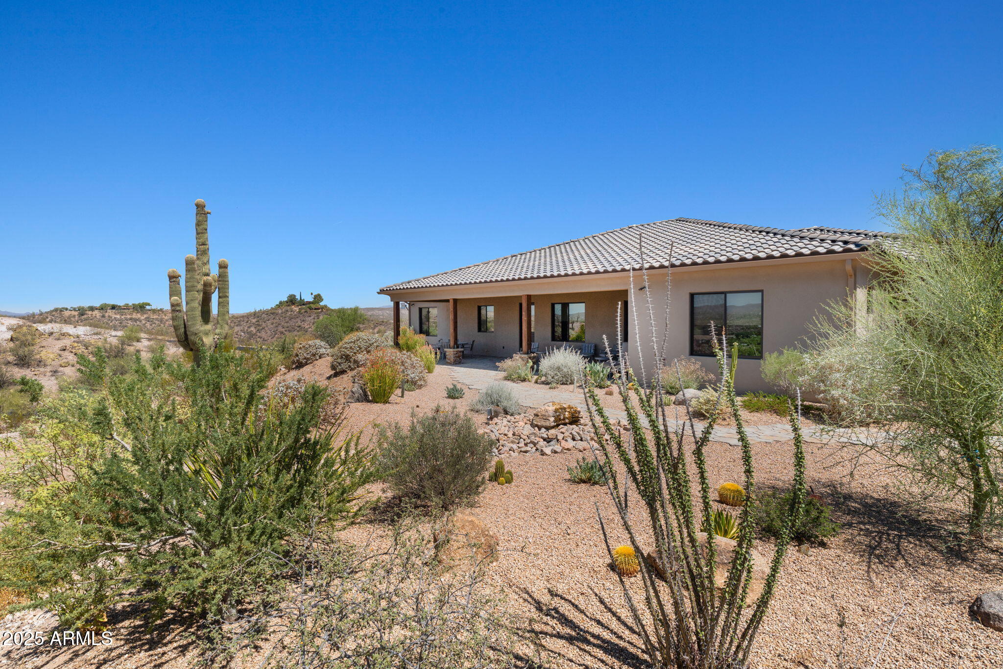 85 E MOSEY Way