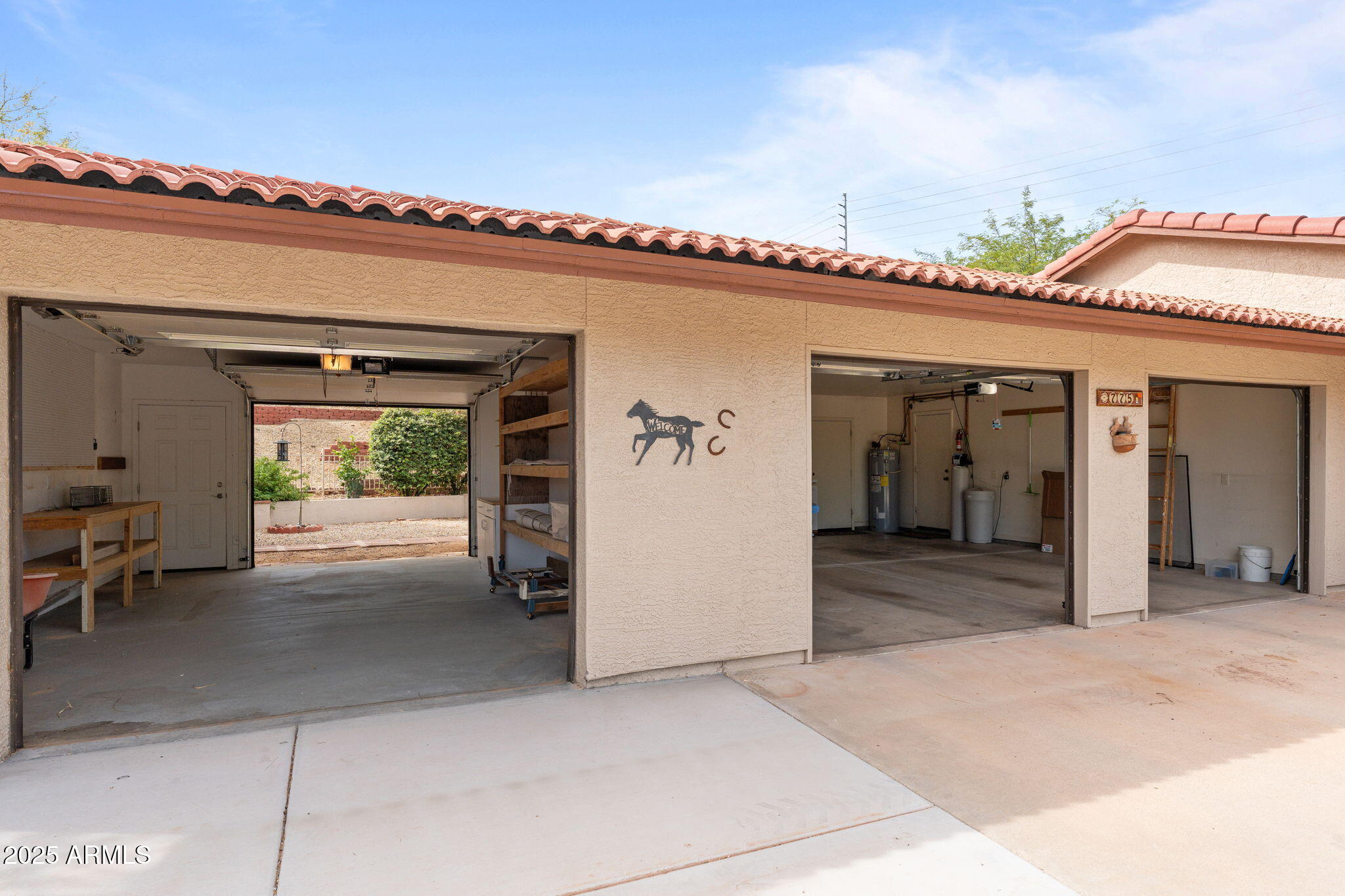 775 W SANTA FE Drive
