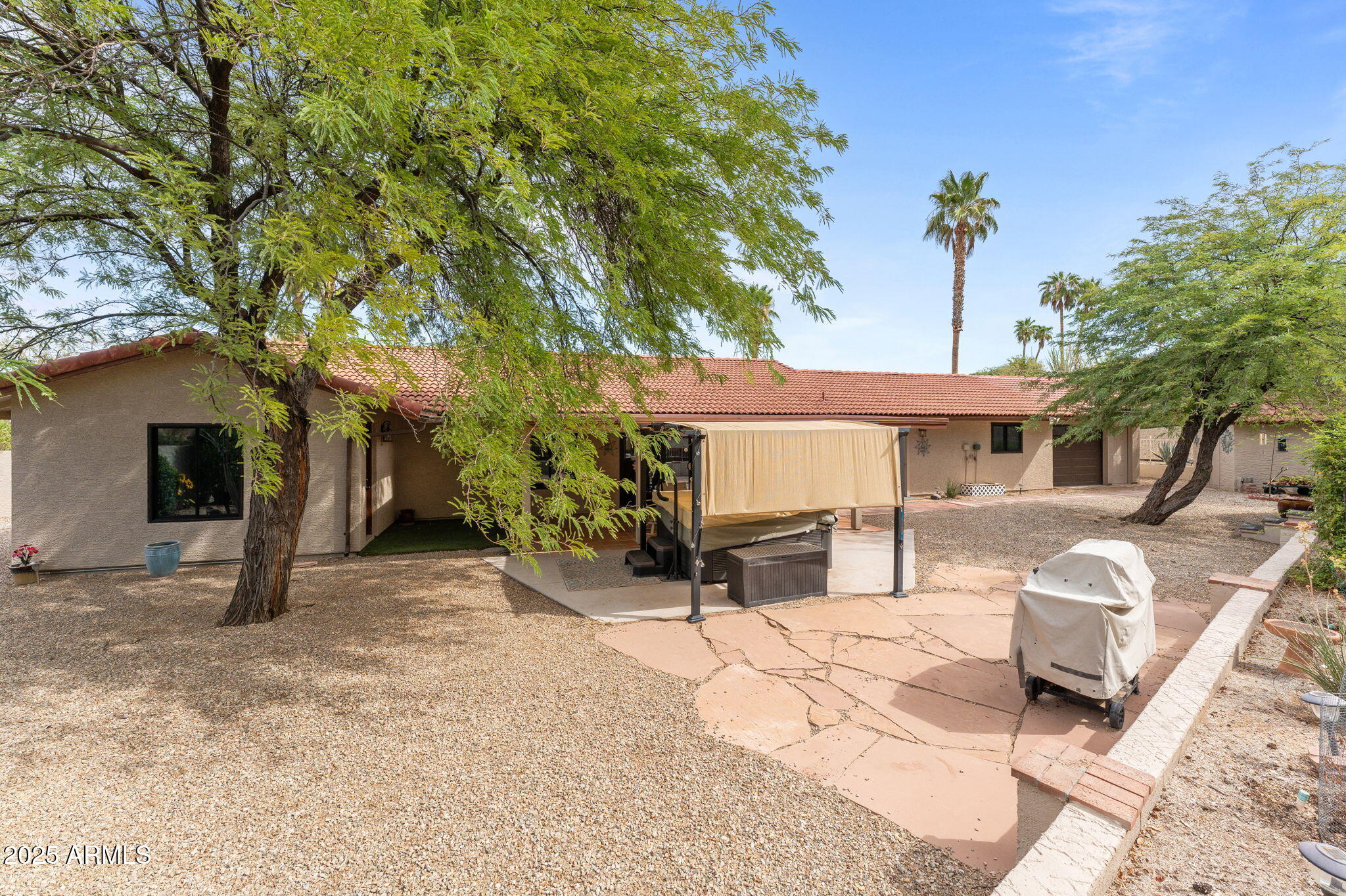 775 W SANTA FE Drive