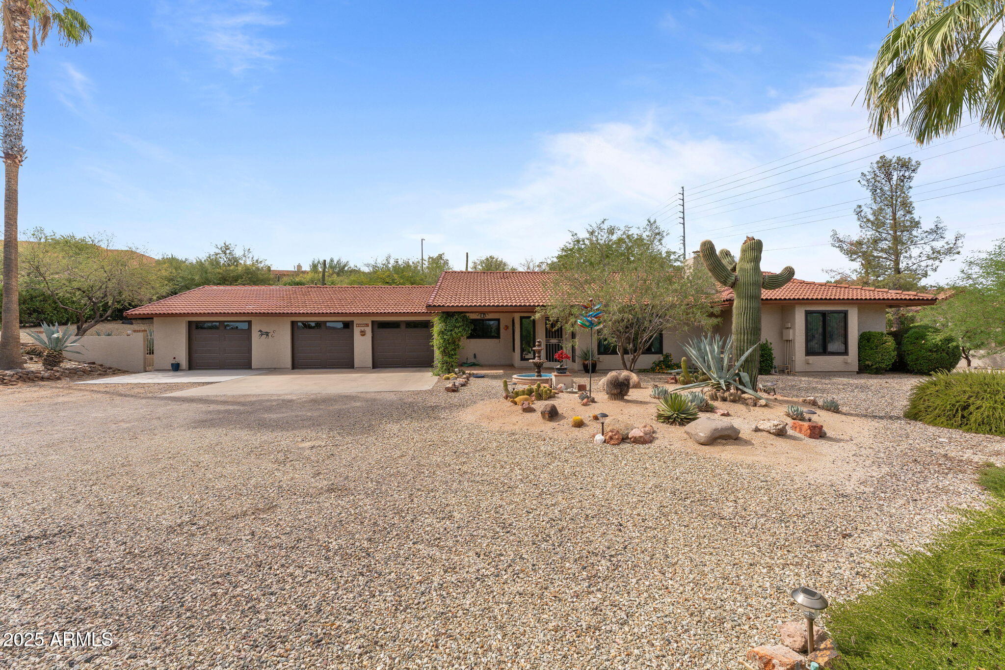775 W SANTA FE Drive
