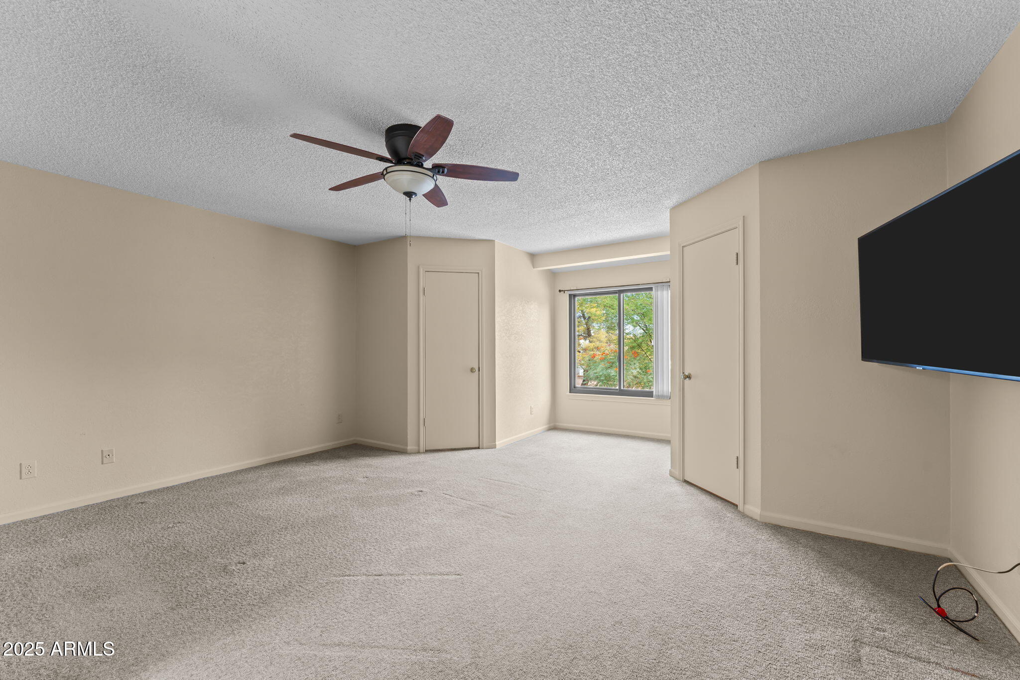 775 W SANTA FE Drive