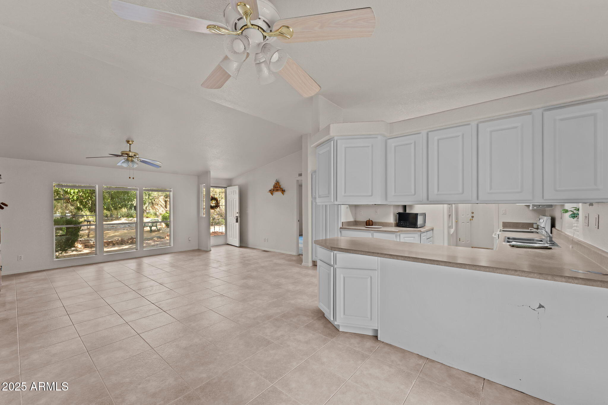 23117 W STAGHORN Lane