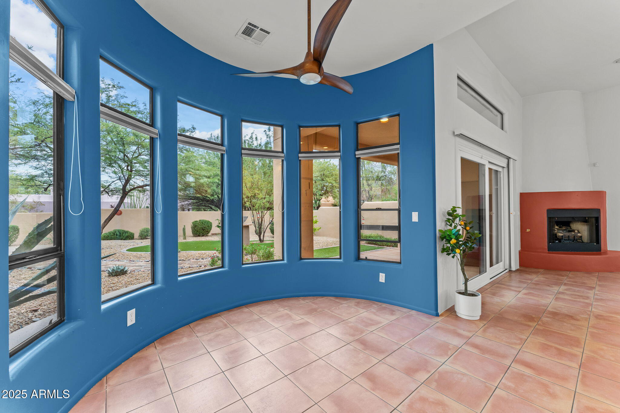 1578 Calle Encantada