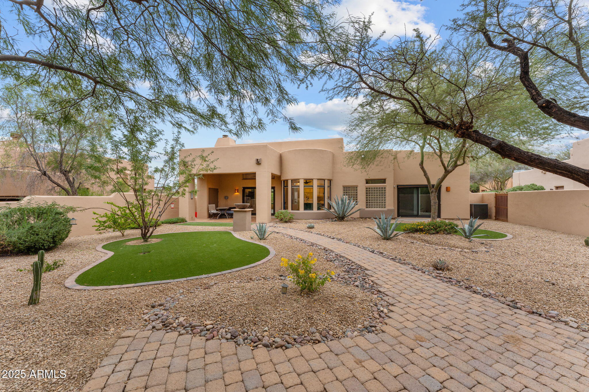 1578 Calle Encantada