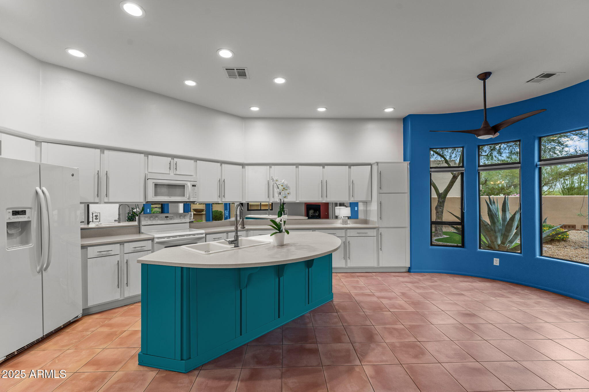 1578 Calle Encantada