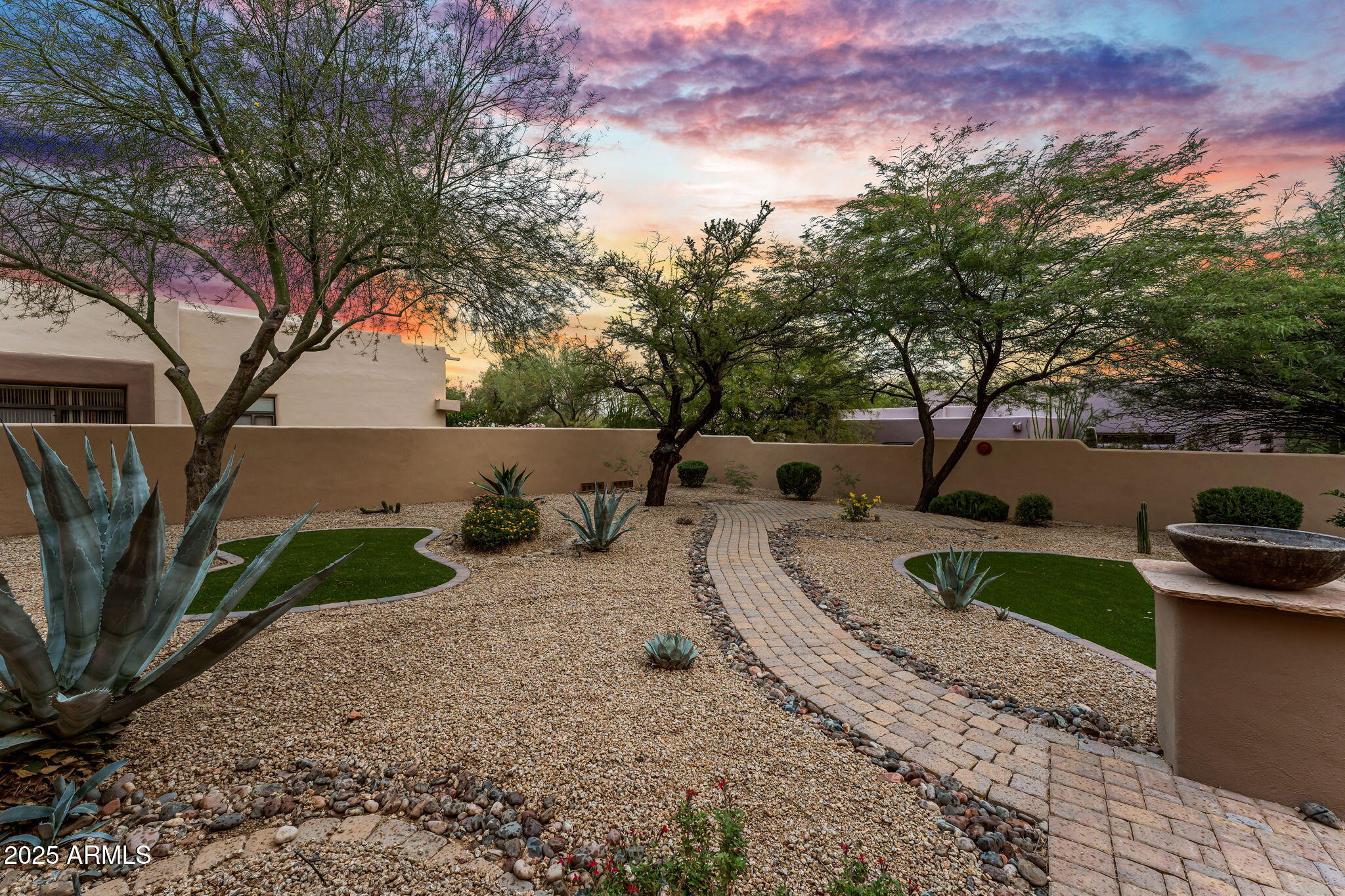 1578 Calle Encantada