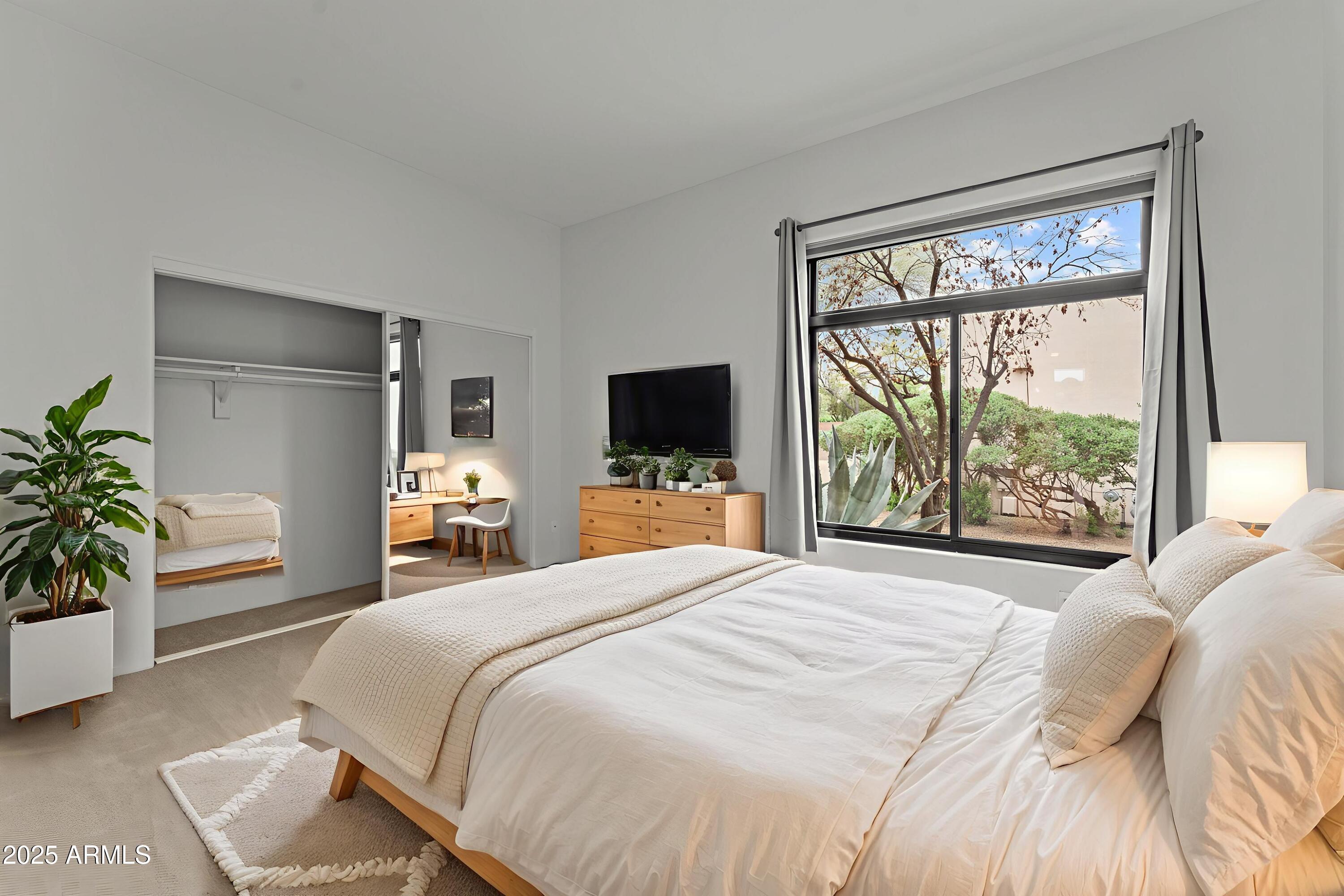 1578 Calle Encantada