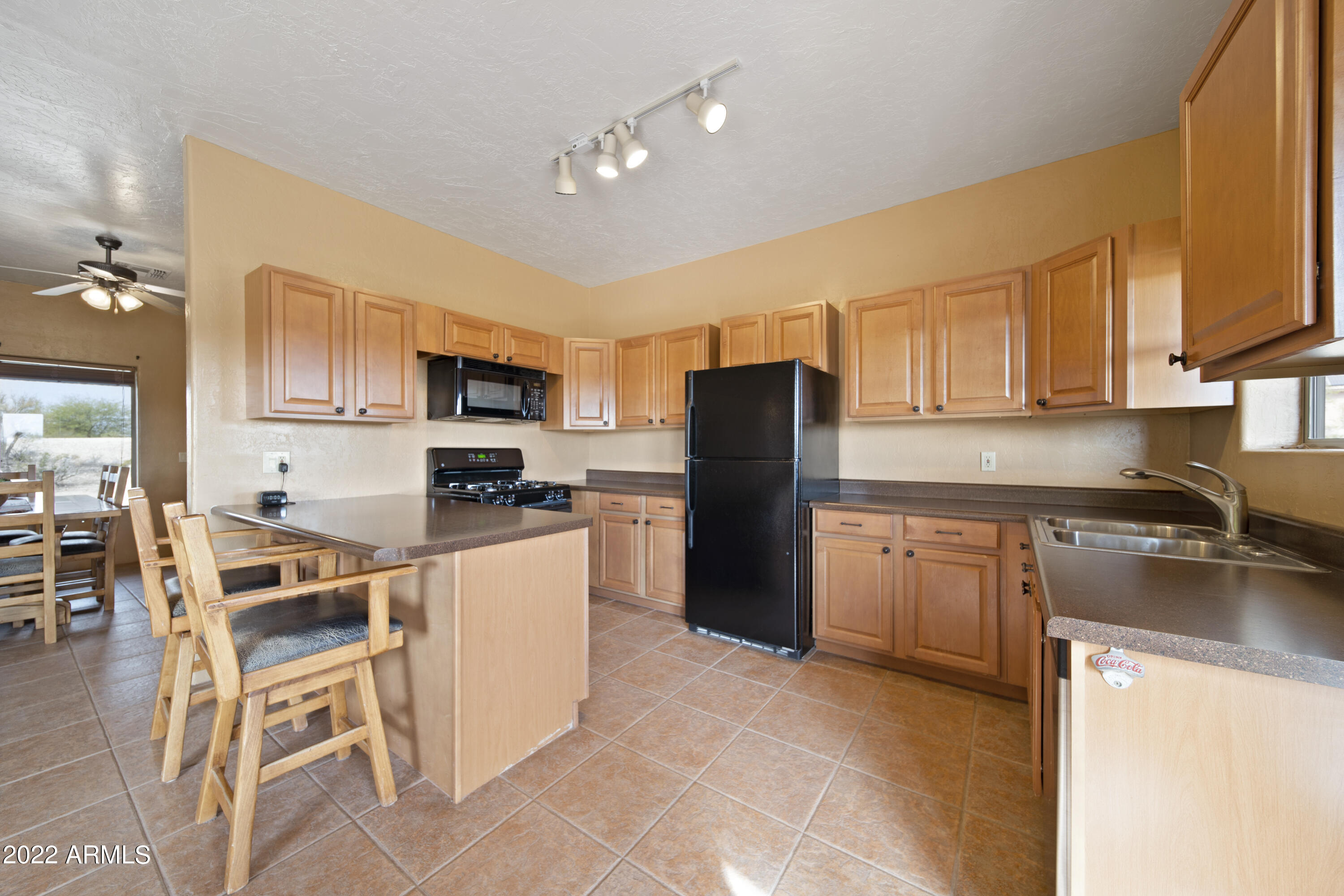 35915 S JOSHUA Place