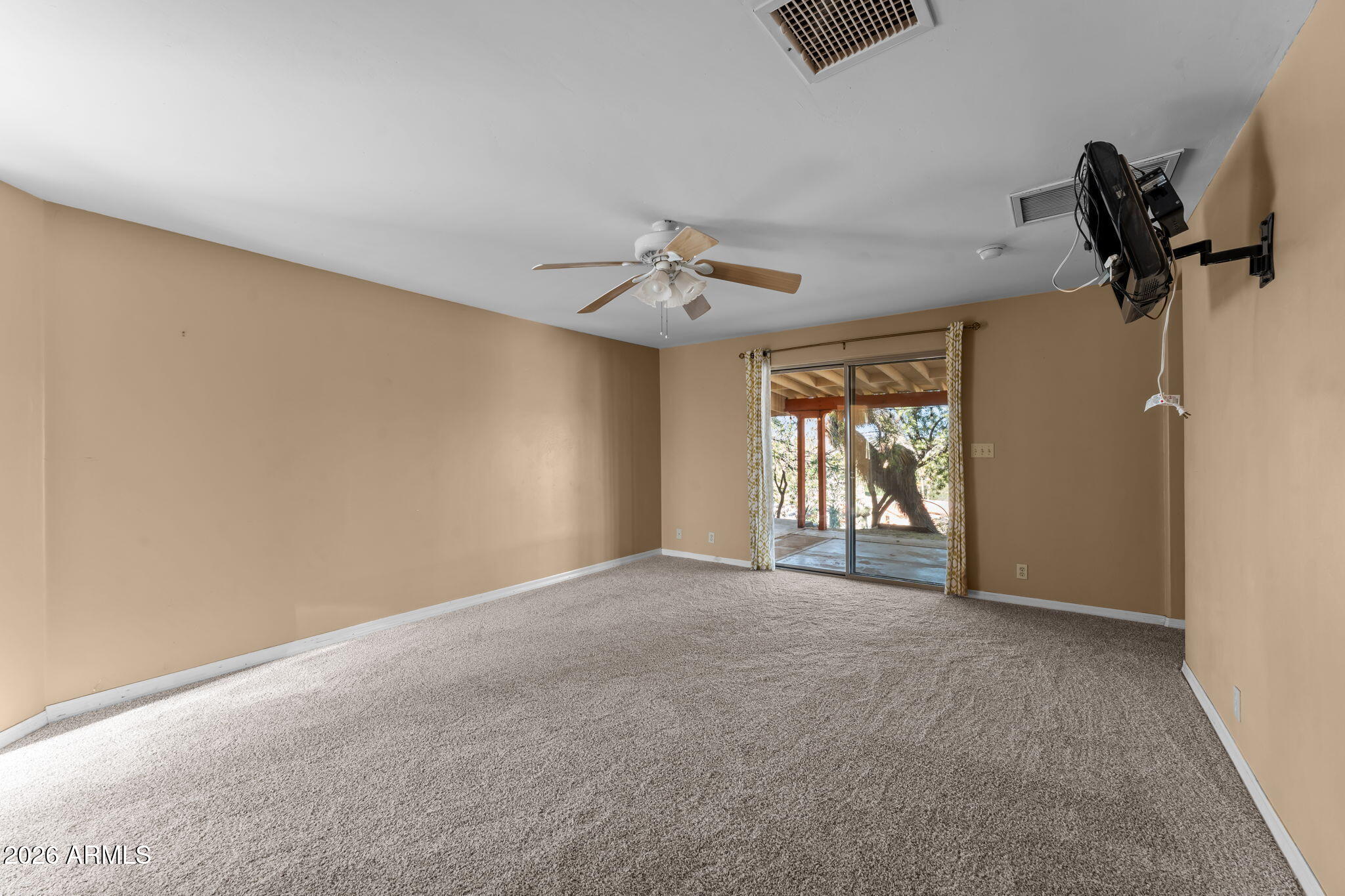 680 W BUCKINGHORSE Trail