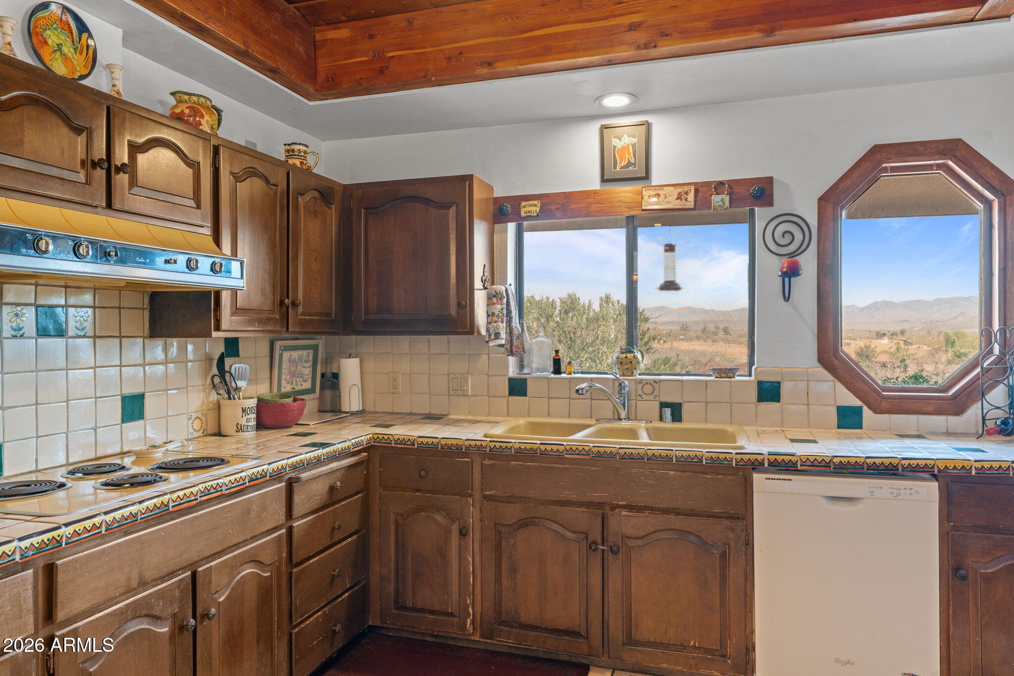 1325 W PALO VERDE Drive