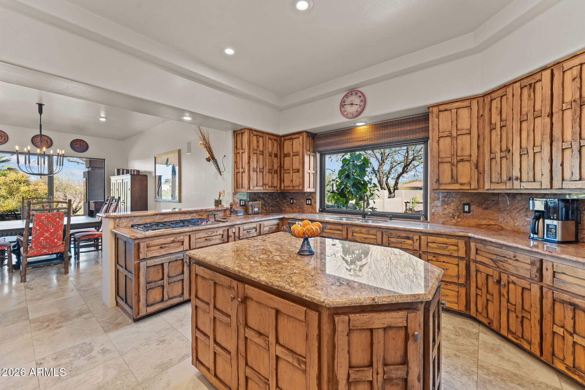 2110 W MIDDLE MESA Road