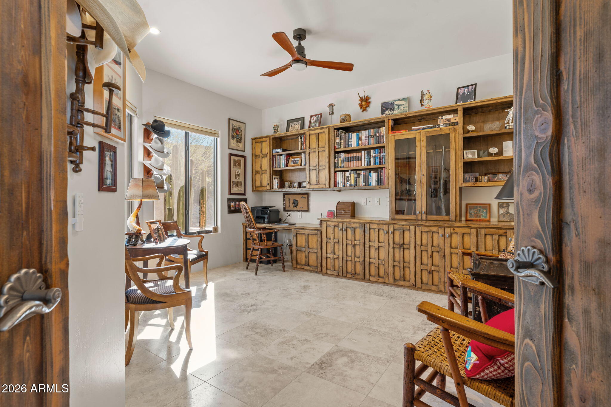 2110 W MIDDLE MESA Road