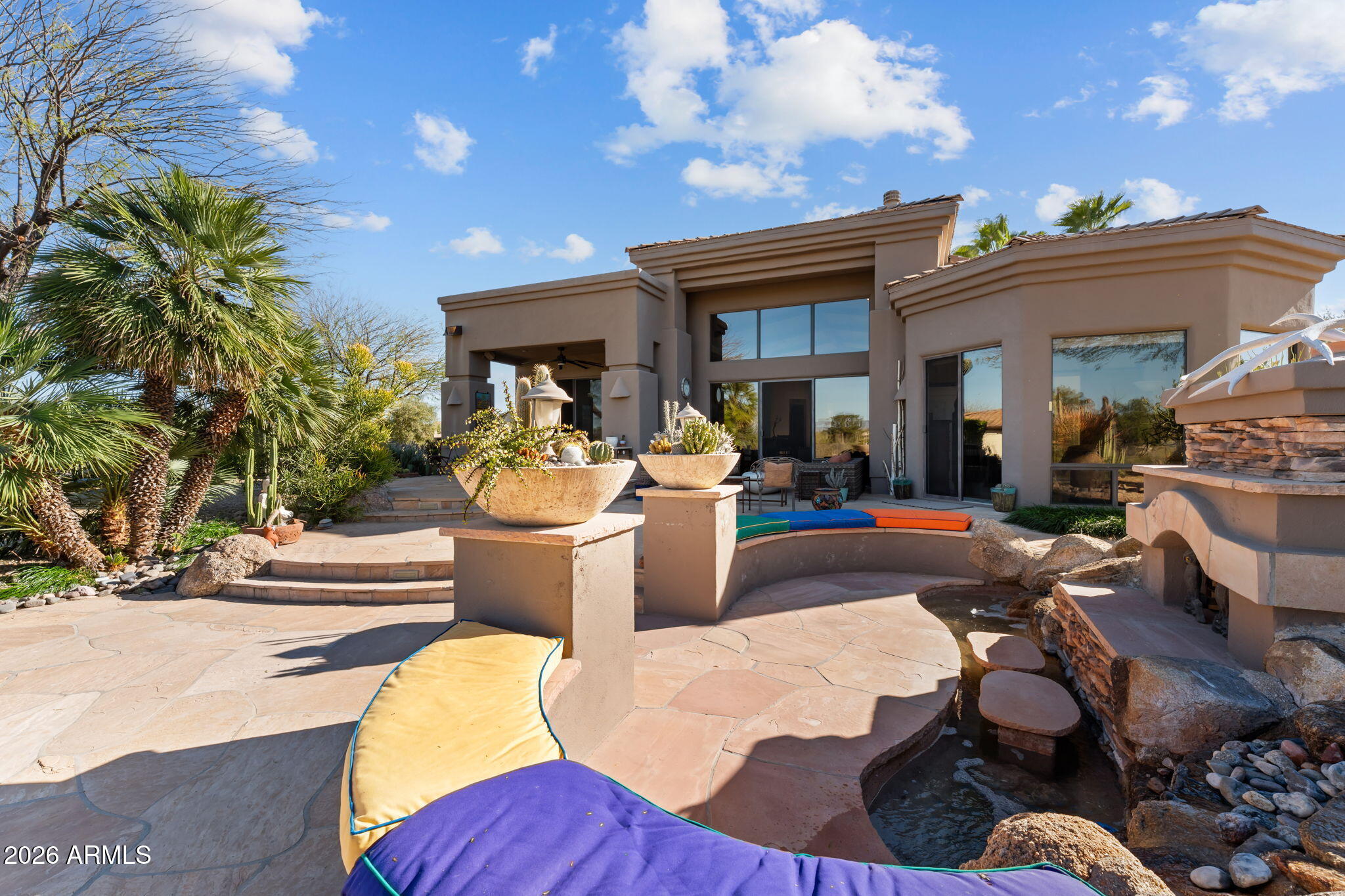 2110 W MIDDLE MESA Road