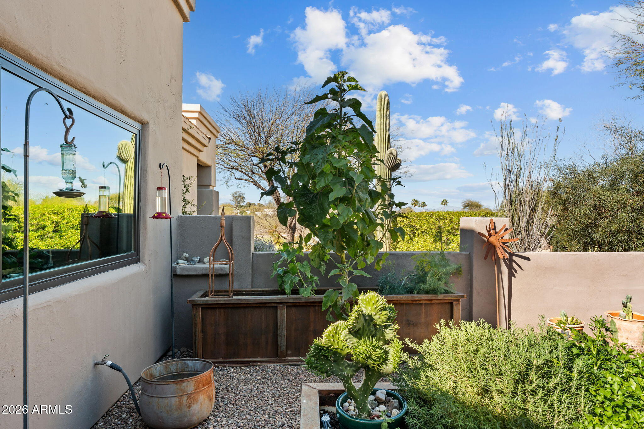 2110 W MIDDLE MESA Road