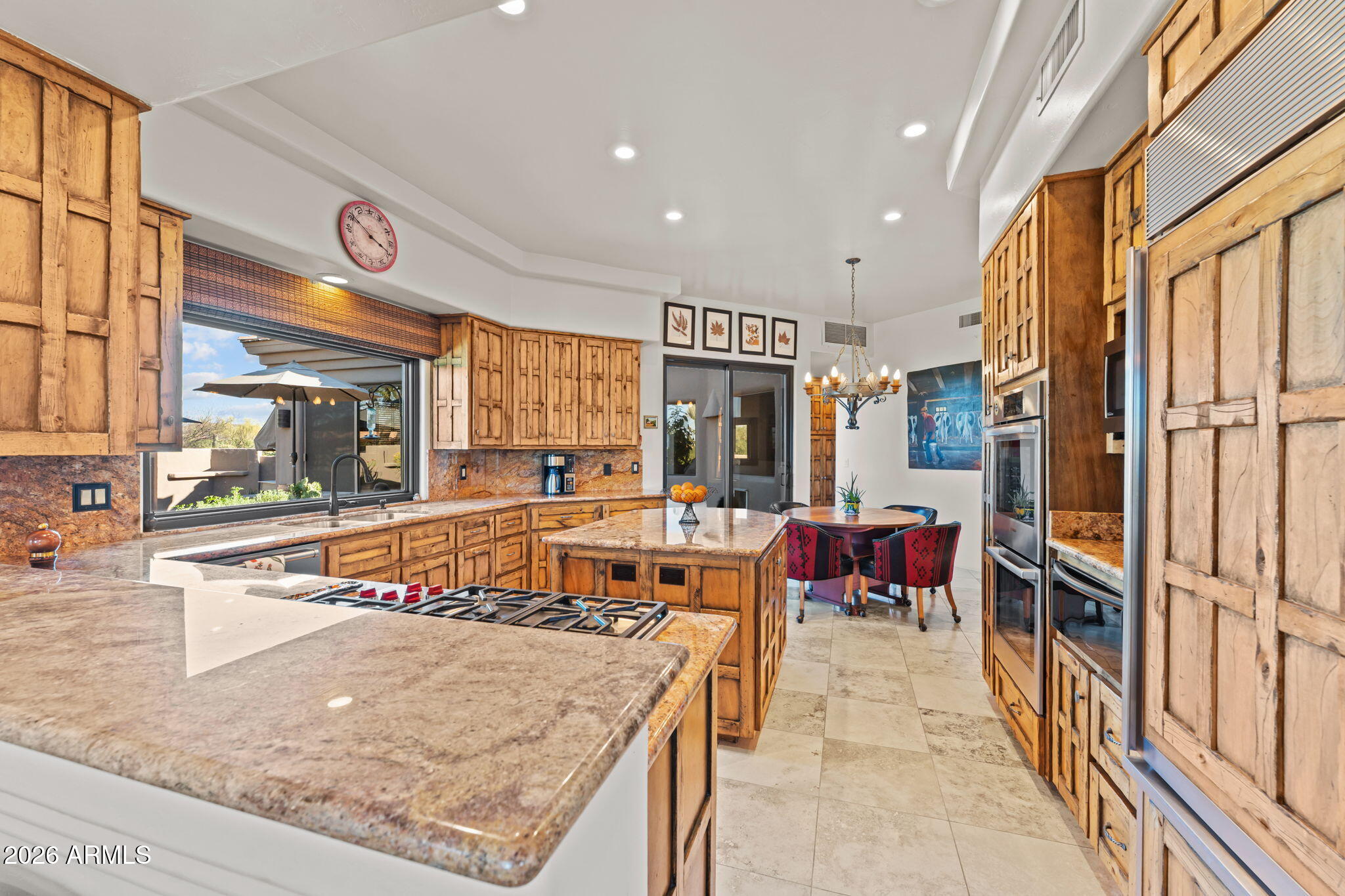 2110 W MIDDLE MESA Road