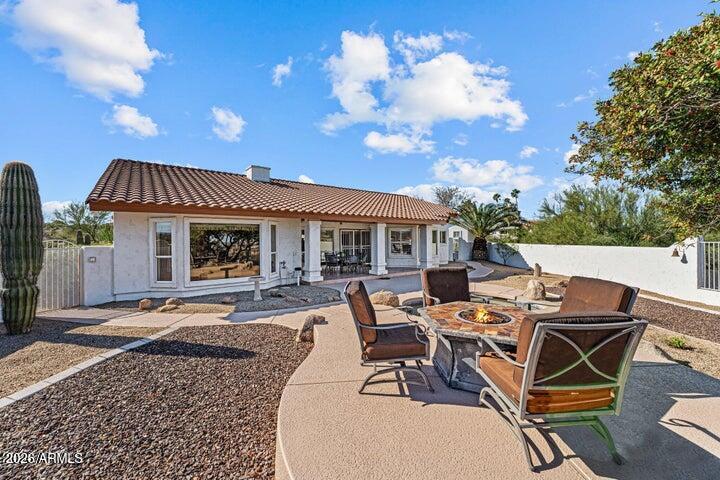 10 W PALOMA SOLITA Lane