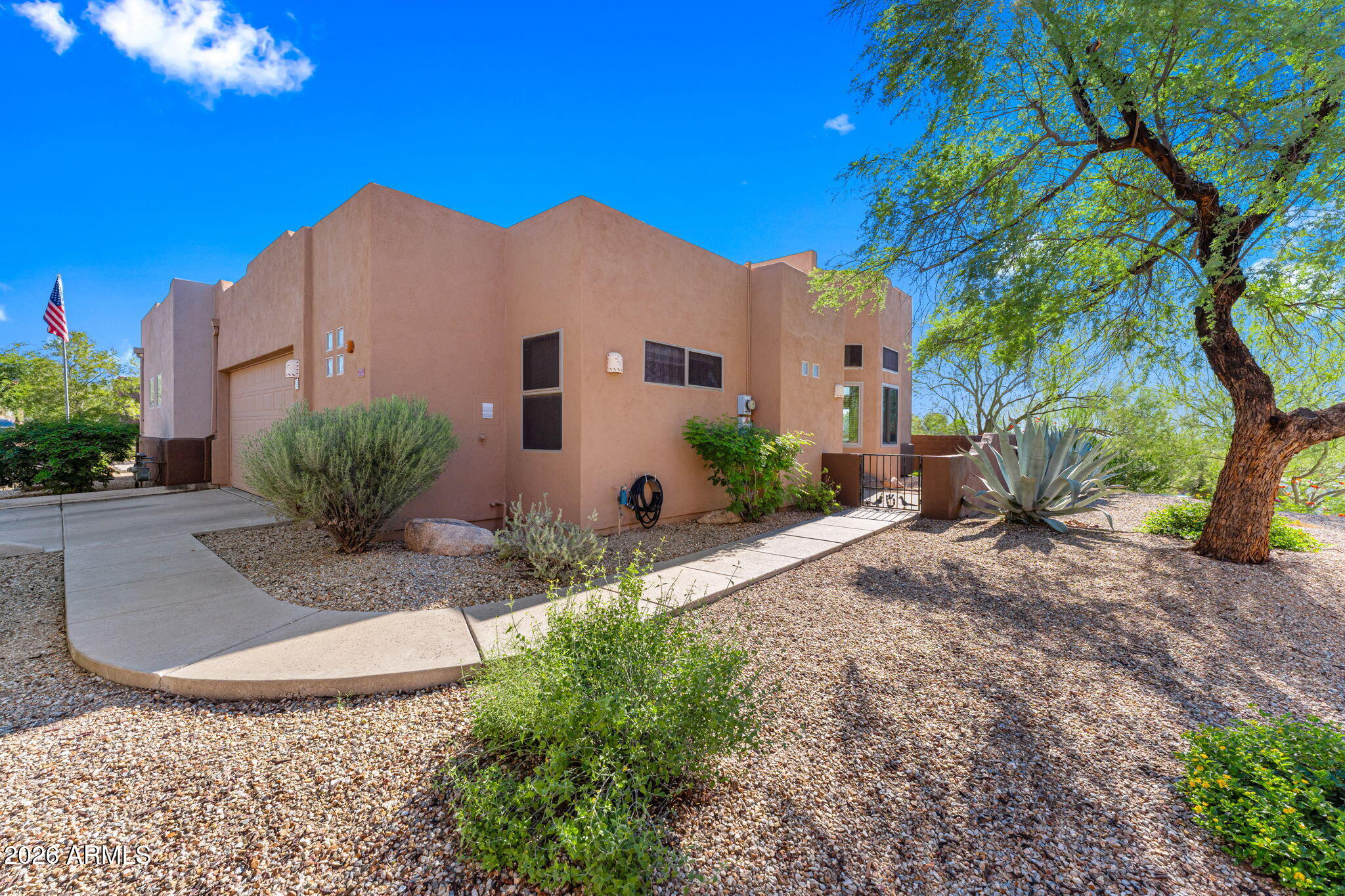 16 NORTHRIDGE Circle