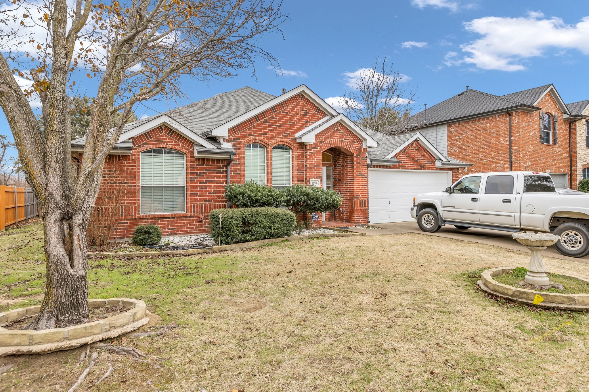 4006 Travis Boulevard