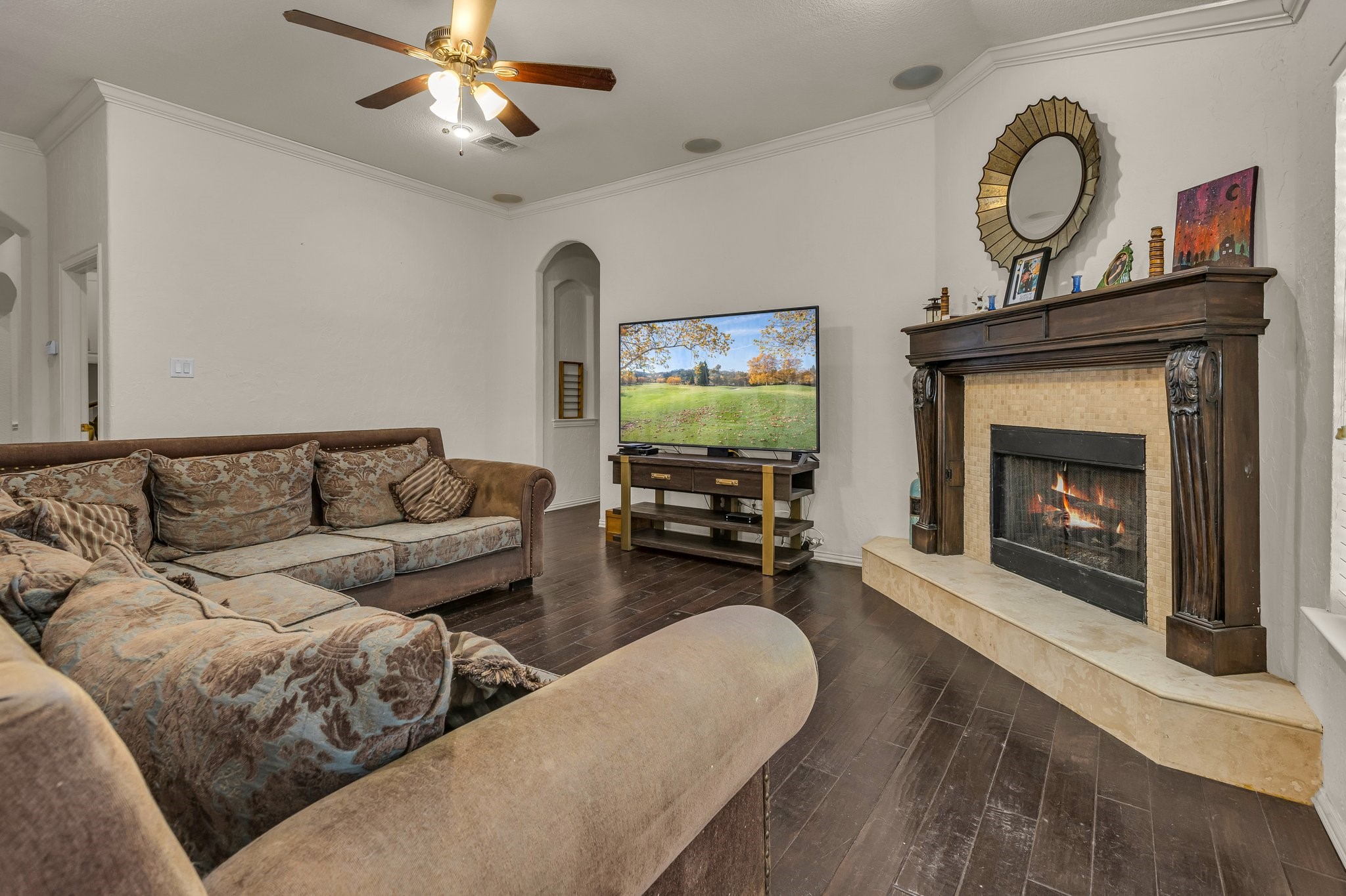 4006 Travis Boulevard