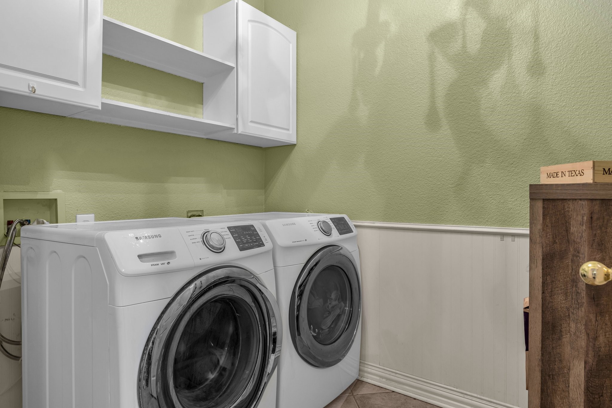 4006 Travis Boulevard