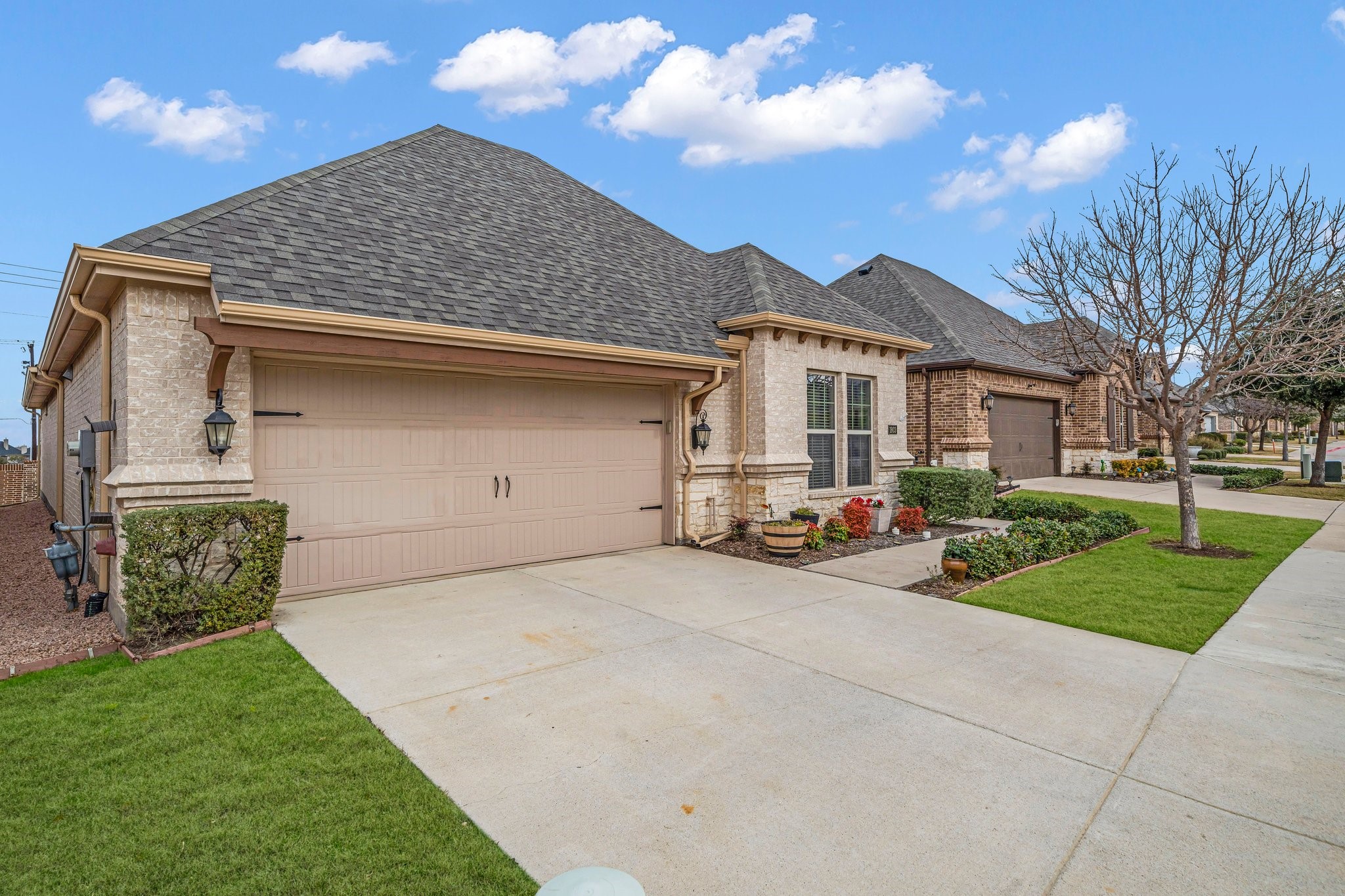 1803 Ladera Way 1803