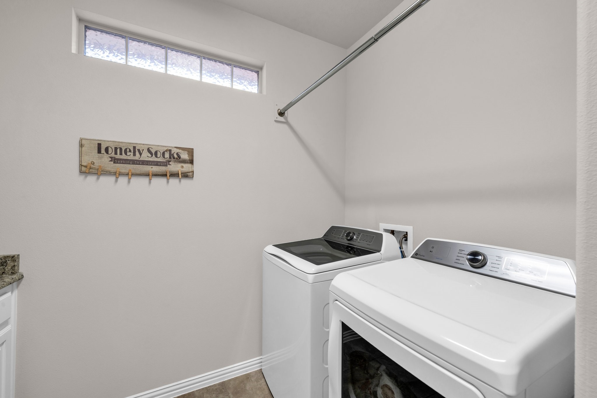 1803 Ladera Way 1803