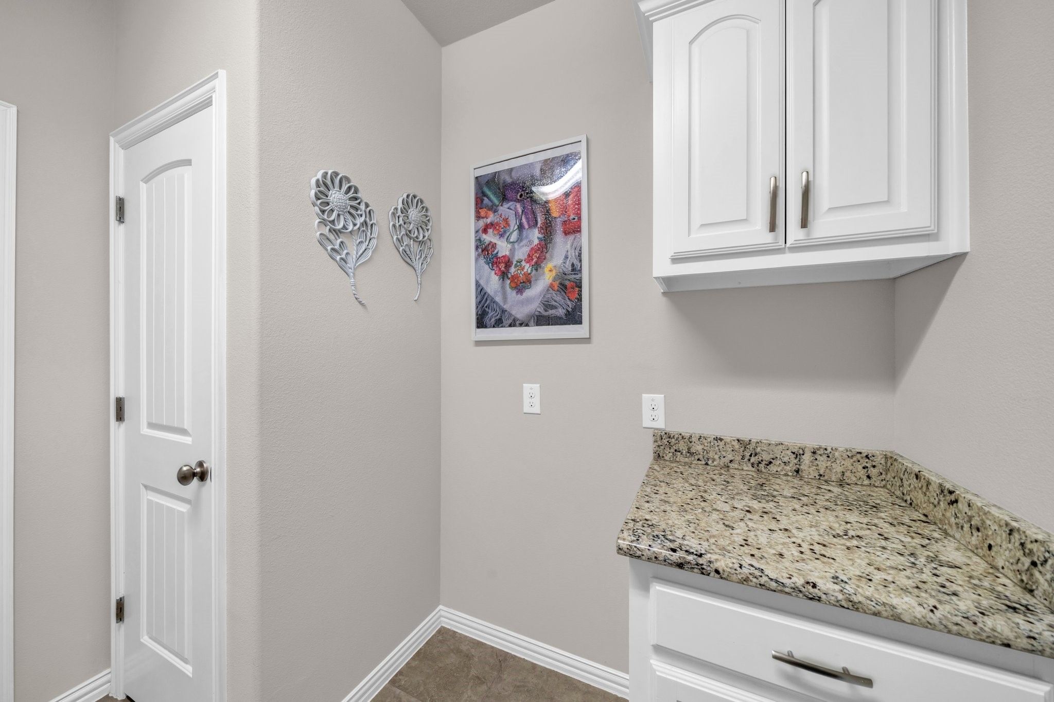 1803 Ladera Way 1803