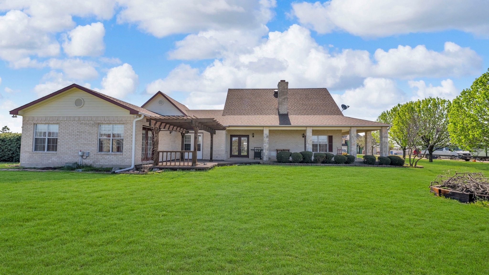 10132 Wild Rose Circle