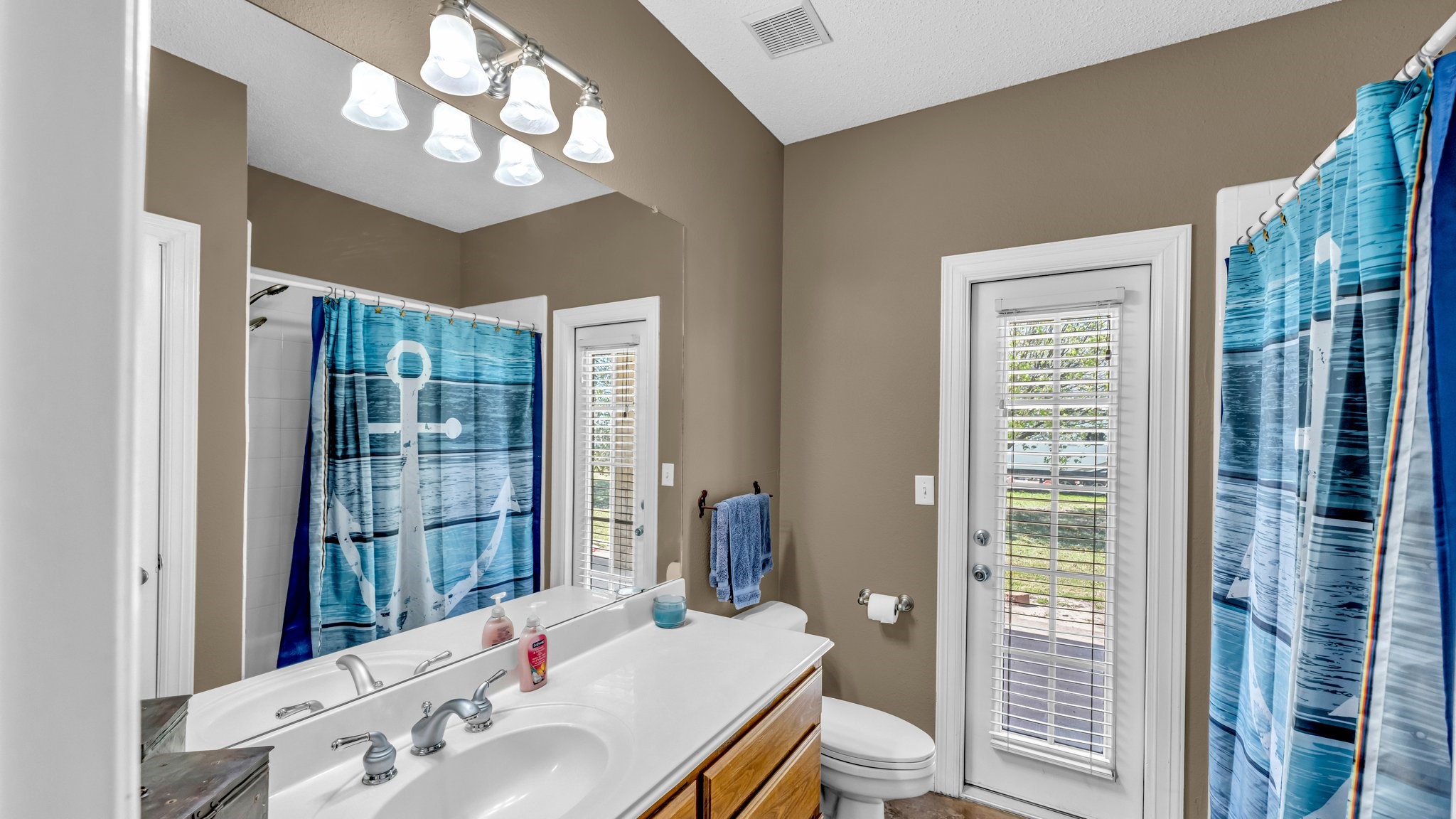 10132 Wild Rose Circle