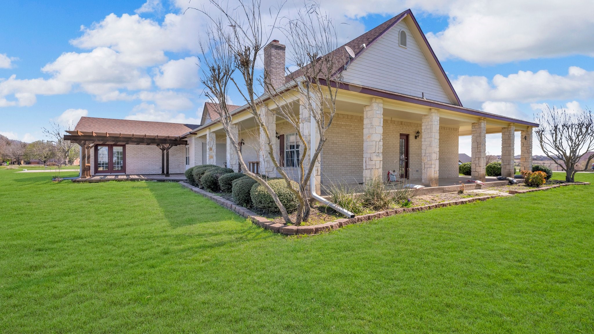 10132 Wild Rose Circle