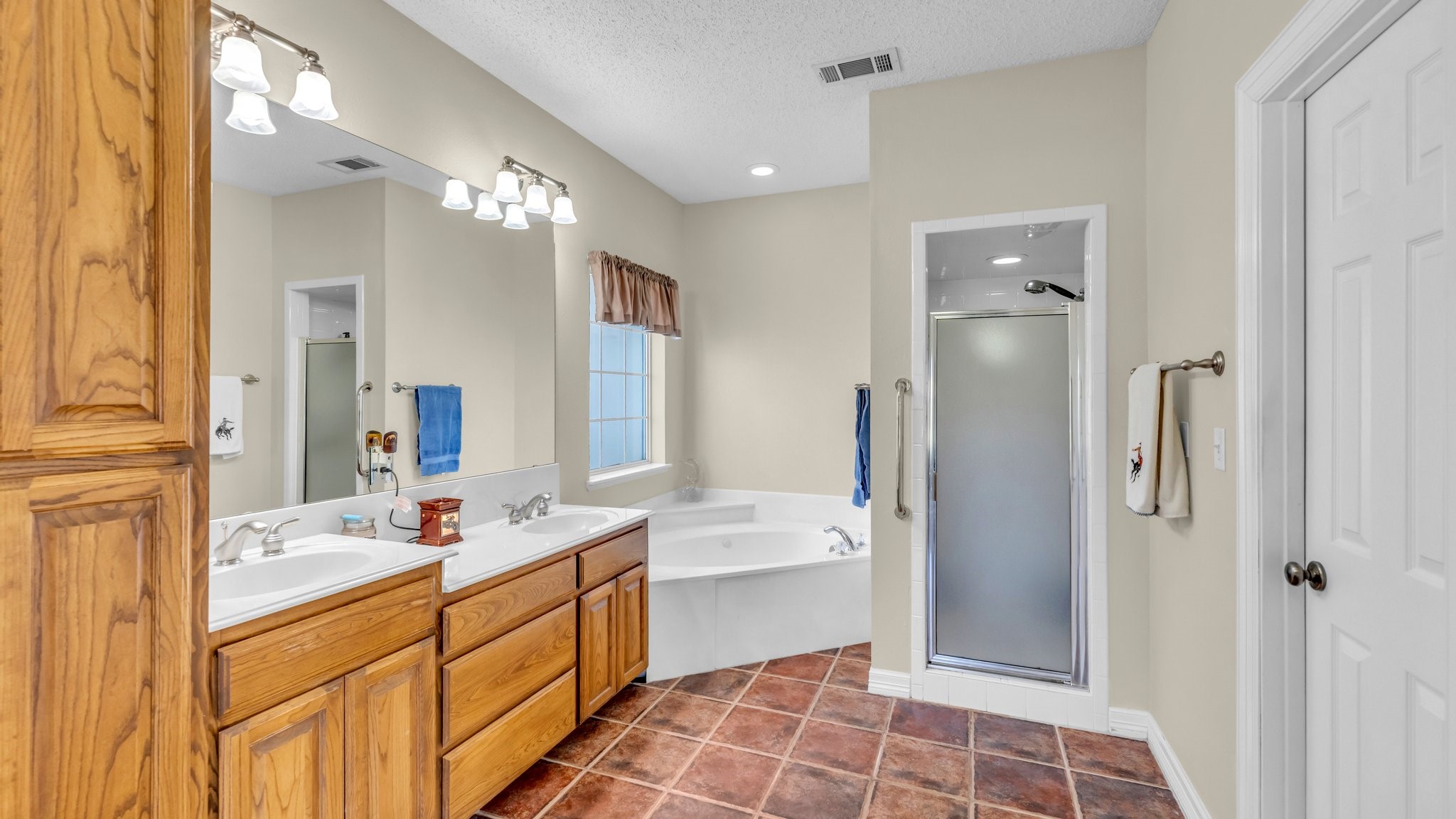 10132 Wild Rose Circle