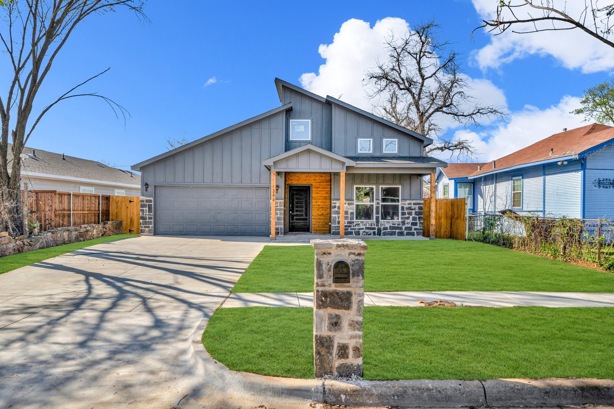 1344 E Jefferson Avenue