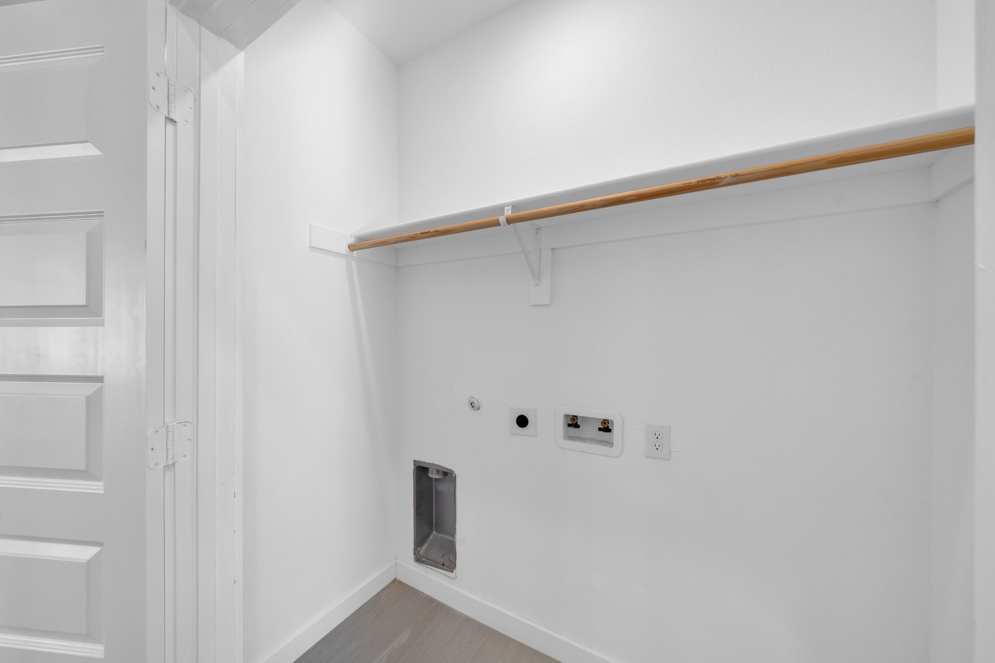 1344 E Jefferson Avenue