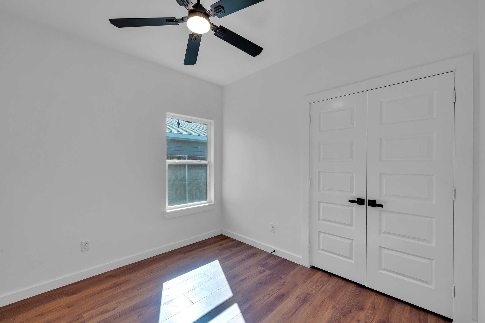 1344 E Jefferson Avenue