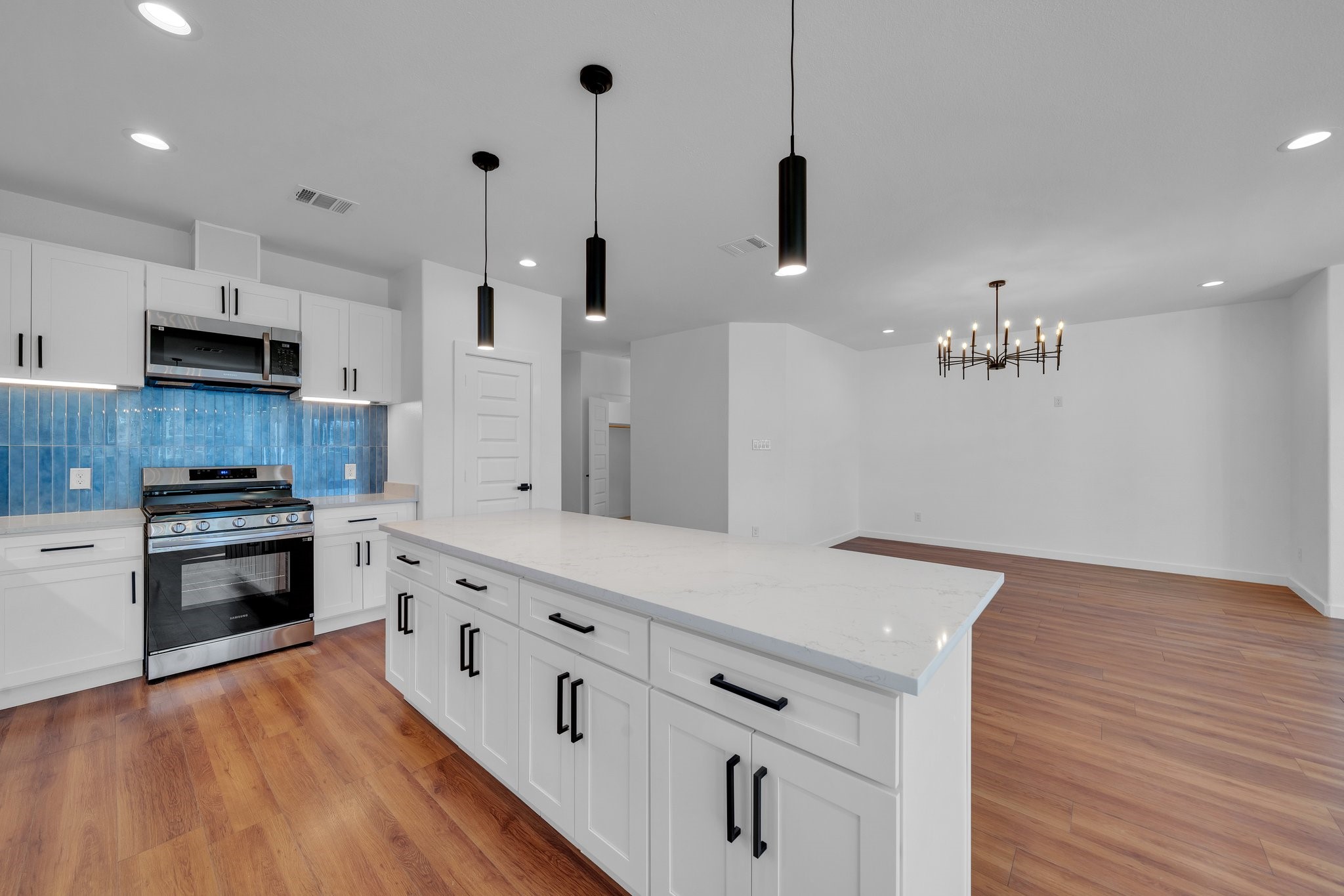 1344 E Jefferson Avenue