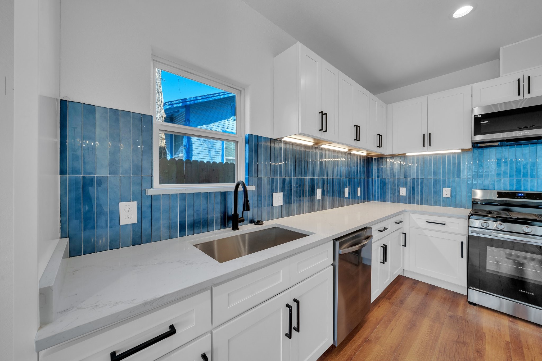 1344 E Jefferson Avenue