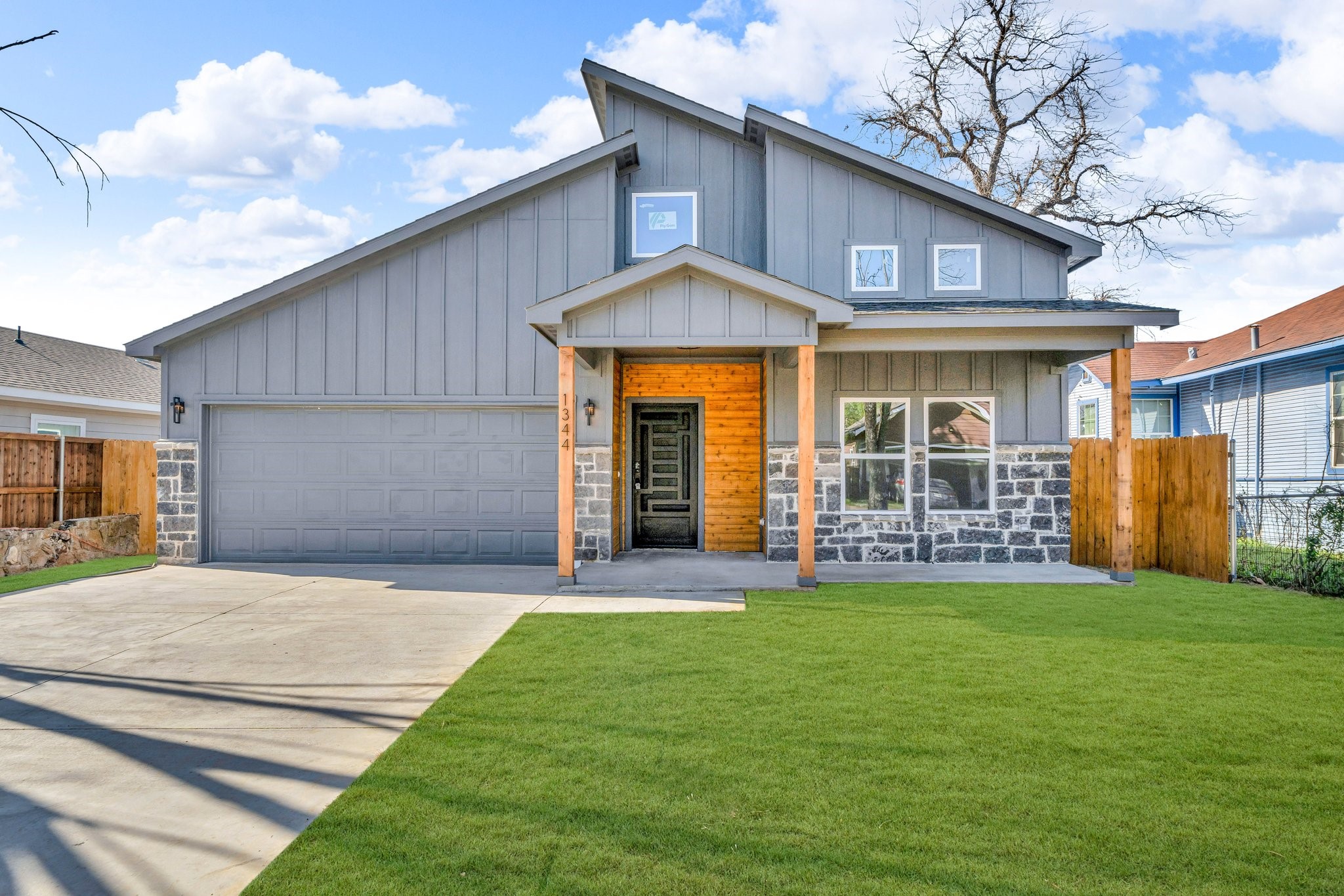 1344 E Jefferson Avenue