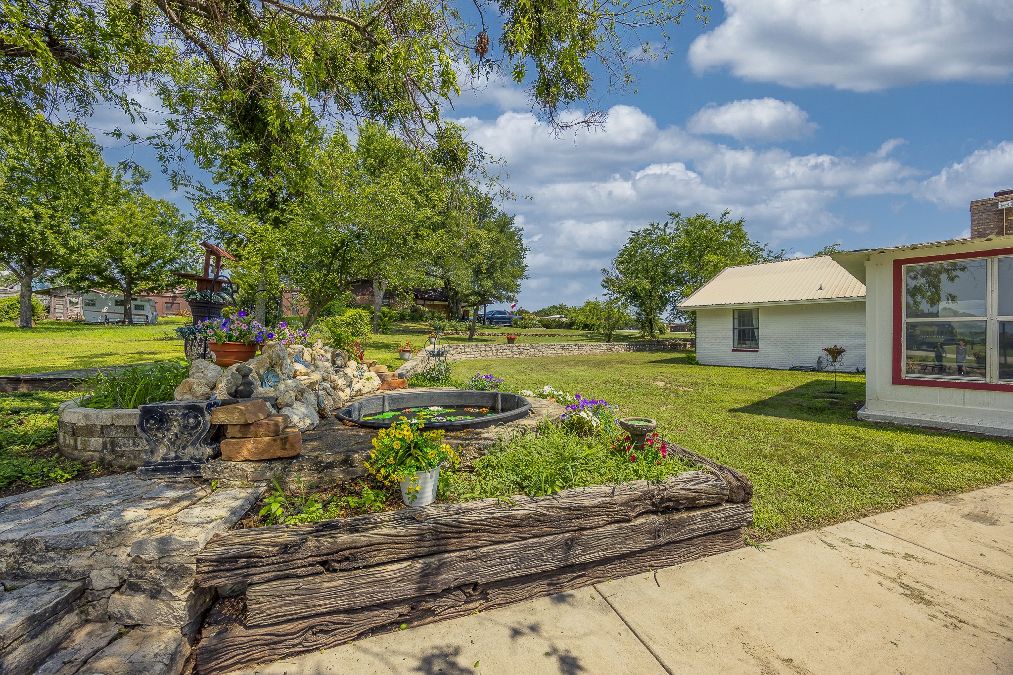 1978 Hill Top Circle