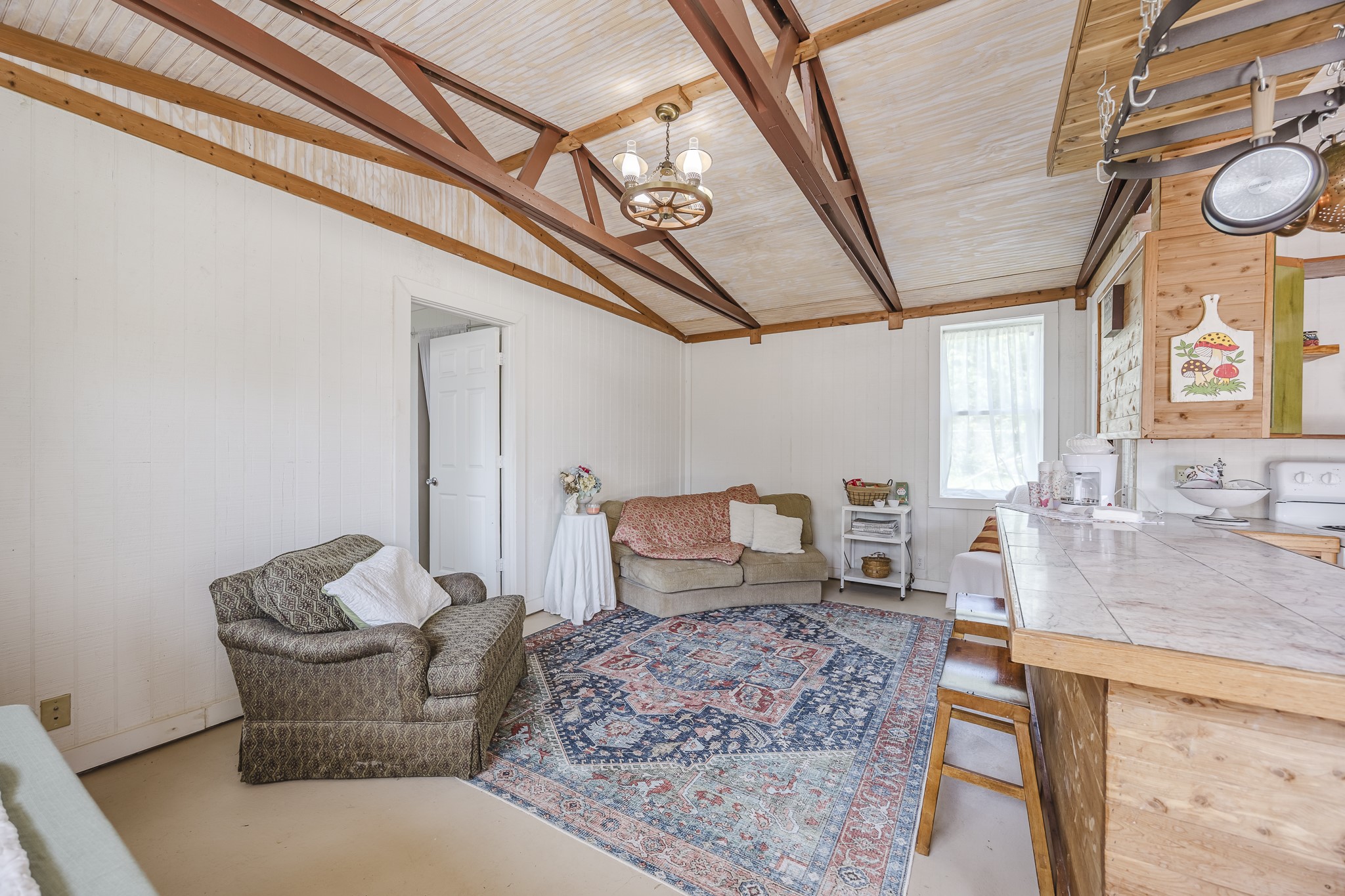 1978 Hill Top Circle